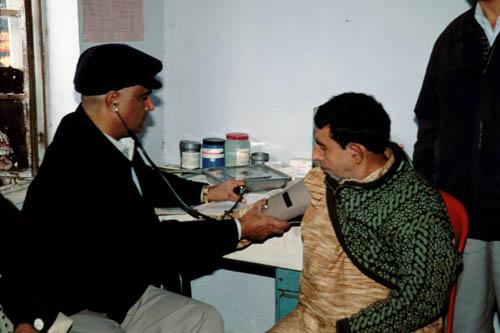 41 Jammu Camp Doctor and Patient -  India Reportage JK KP DVD 1 41. 3s 32 Jammu Camp lifestyle Examination