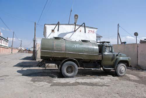 5 Water Tanker - Urban Lifestyle, Capital, Mongolia, Ulaanbaatar, _DSC0118