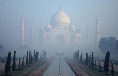 11 Daybreak - Taj Mahal, BPM, India, Box 4 File 2 m16 7
