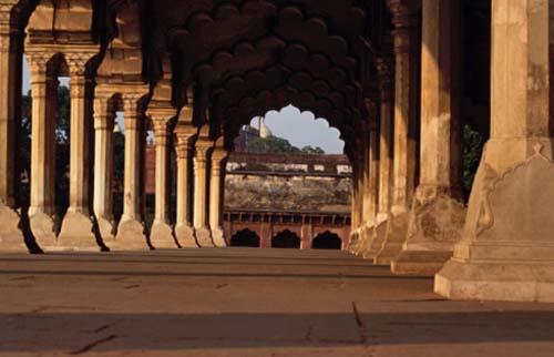 43 Agra Fort's Pillars 3 - BPM, India, Box 4 File 2 m17 9