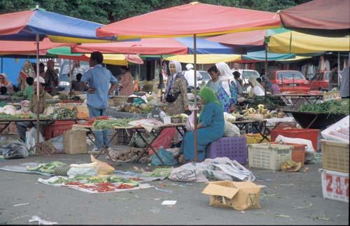 Fresh Produce - Vendors Malaysia Box 1 File 4 4ns 27 Street Scene Vendors Market Kuantan Fruit and Vegetables