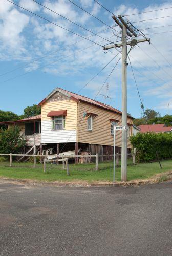 32 Overhead Powerlines Supply Rural Queensland Housing   _DSC0092