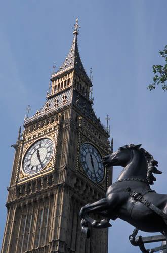 Big Ben Faces the Horse - (UK London BPM 2 File 2 m1 9)