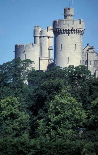 Arundel Castle Tower and Ramparts - UK BPM Box 2 File 2  m 1 19