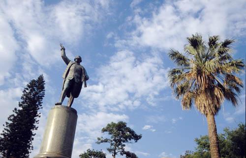 1 Captain James Cook Statue - Aust. BPM DVD 1 Cpt Cook