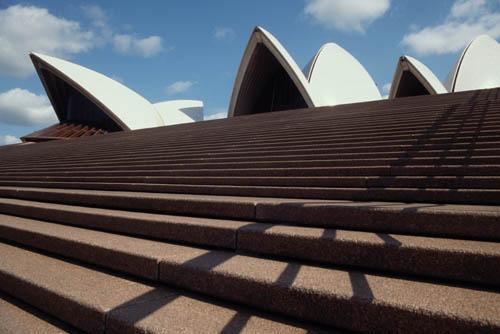 37 Sydney Opera House Steps Away - Australia BPM DVD 1 File 3 SOH Steps
