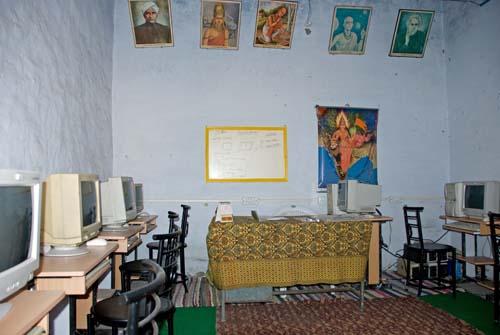 Computer Study Room SB Hostel For Deprived Children_DSC0128