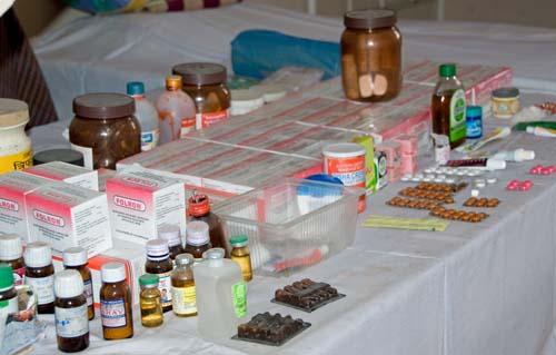 Medical Supplies SB Hostel For Deprived Children_DSC0121