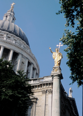 St Paul's Cathedral - Two Crosses and a Dome 
